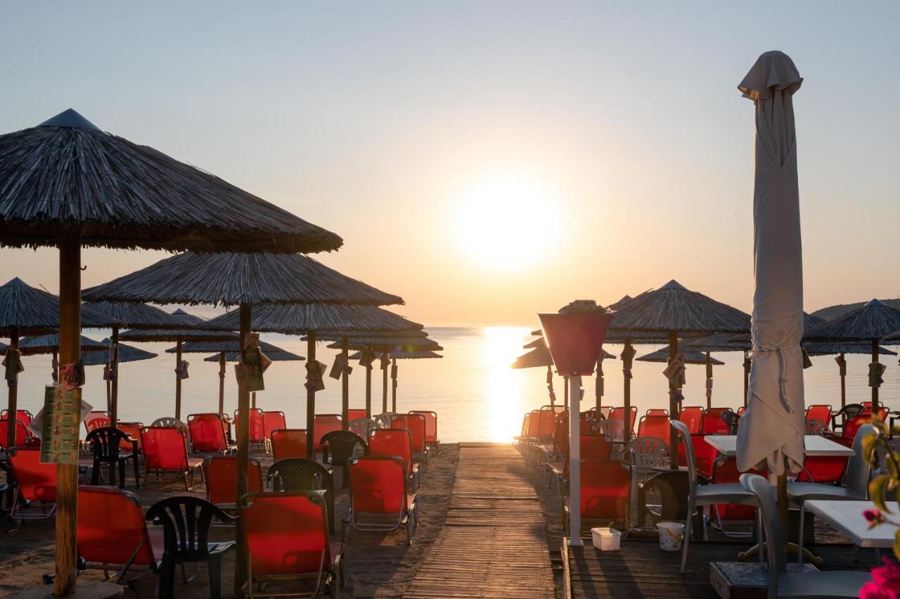 Blue Wave Luxury Suites Nea Iraklitsa Экстерьер фото